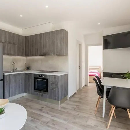 Apartman Ancora 2 아파트 포드스트라나